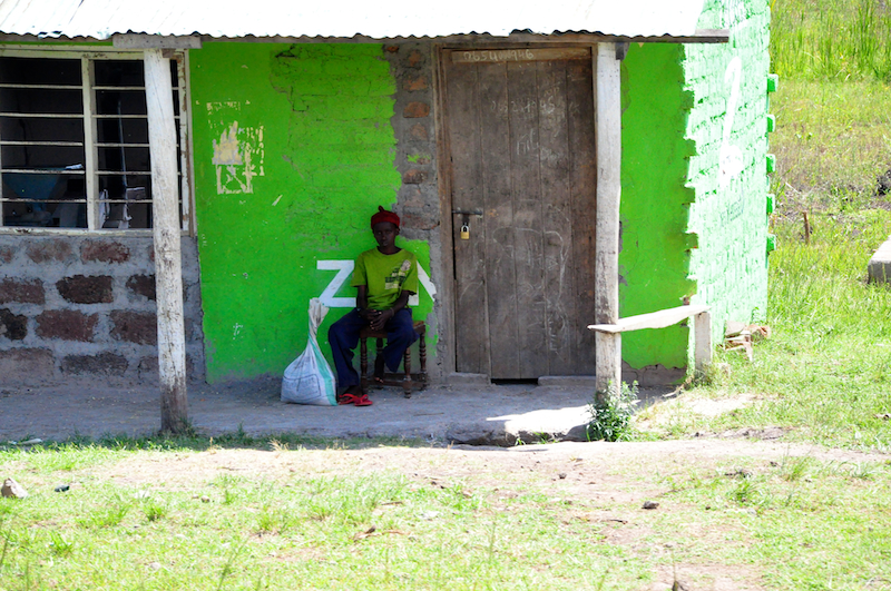 Melanie Heinrich - Travel Images - Nairobi Kenya -Arusha, Tanzania